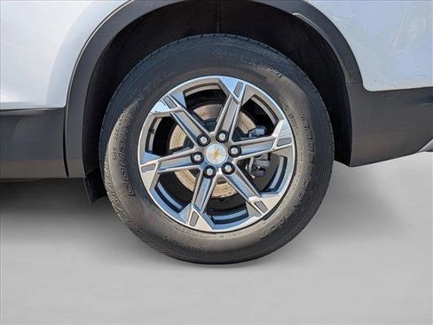 Used 2025 Chevrolet Blazer LT image 13