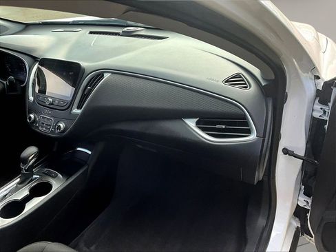 Used 2024 Chevrolet Malibu LT FWD image 26
