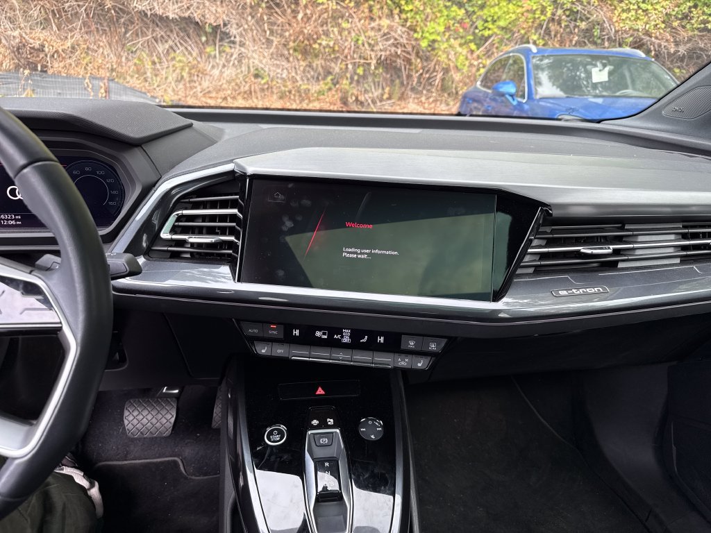 Used 2023 Audi Q4 e-tron Premium Plus w/ Premium Plus AWD/4WD image 21