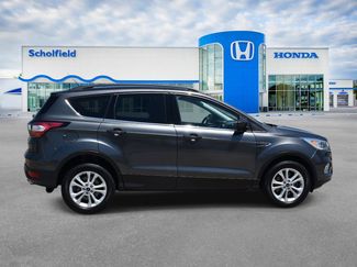 Used 2017 Ford Escape SE w/ Equipment Group 201A AWD/4WD video 2