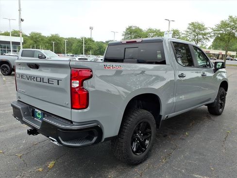 Used 2024 Chevrolet Silverado 1500 LT Trail Boss w/ Convenience Package II AWD/4WD image 7