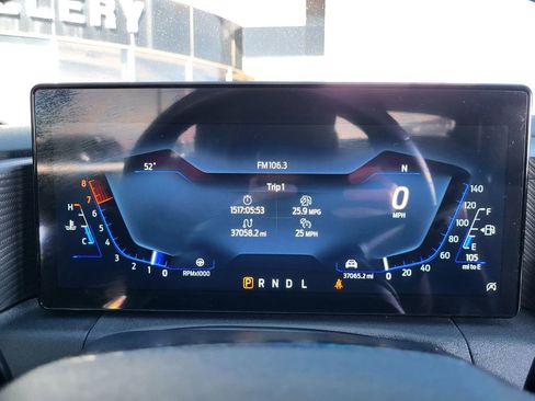 Used 2024 Ford Mustang EcoBoost image 11