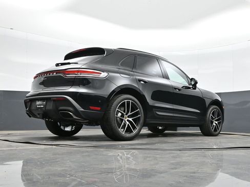 New 2026 Porsche Macan AWD/4WD image 37