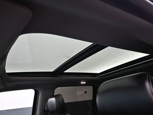 Used 2021 Ford F250 Lariat image 10