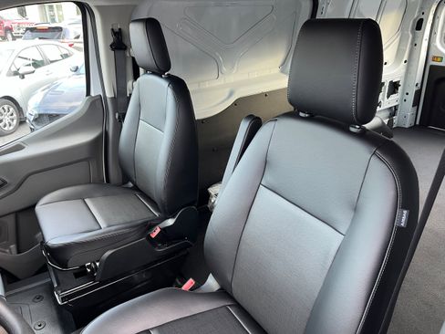 New 2026 Ford Transit 250 Low Roof RWD image 7