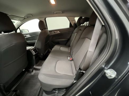 Used 2023 Kia Sportage LX AWD/4WD image 22