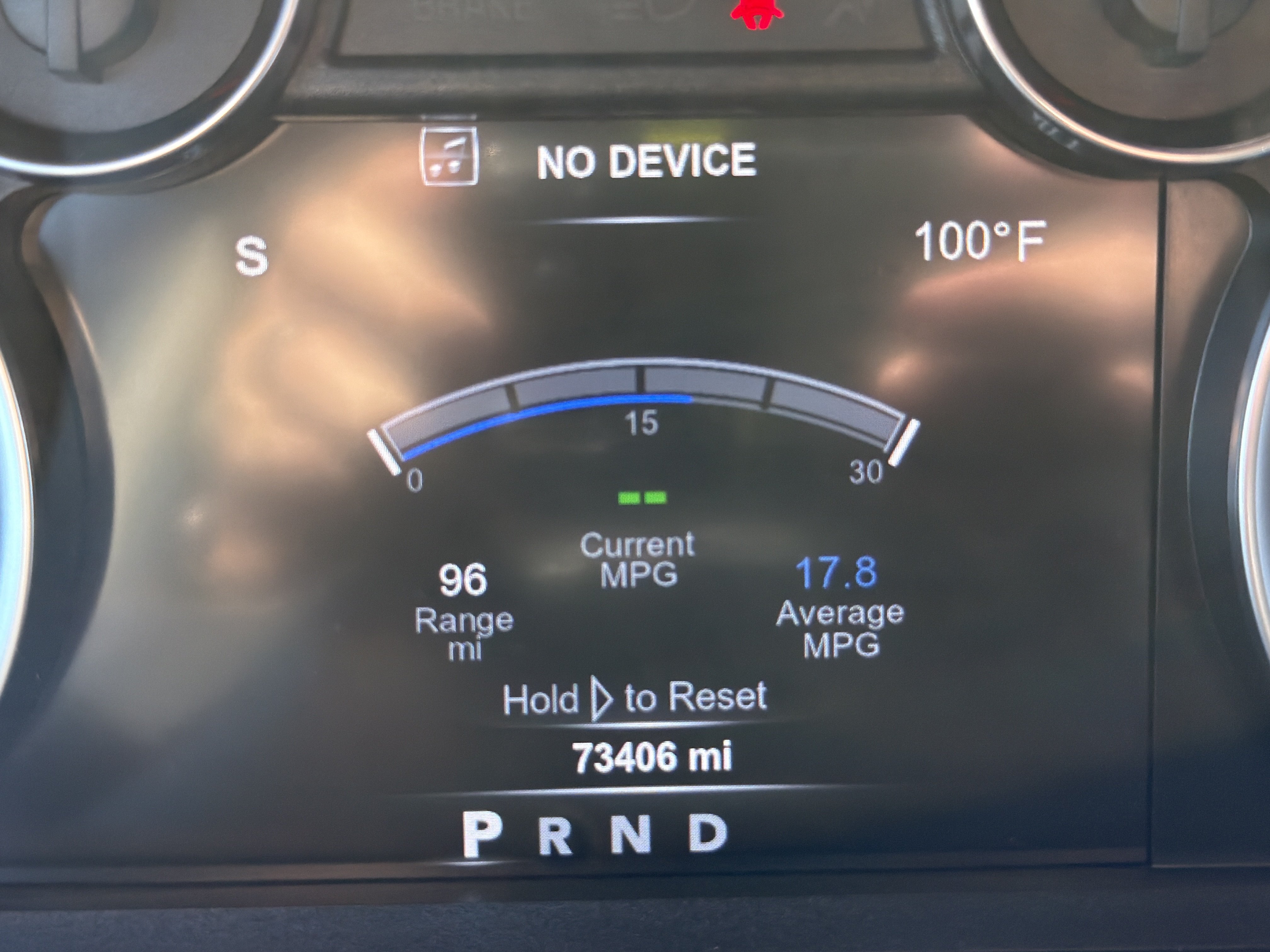 Used 2015 RAM 1500 Laramie AWD/4WD image 2