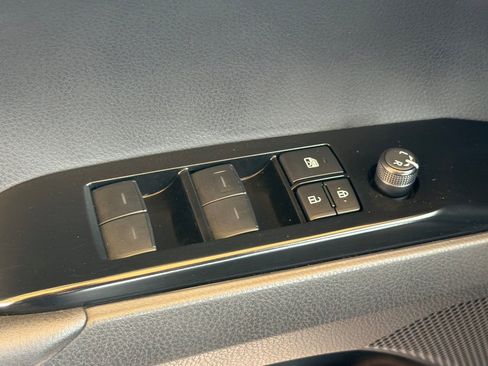 Certified 2025 Toyota Camry SE image 14