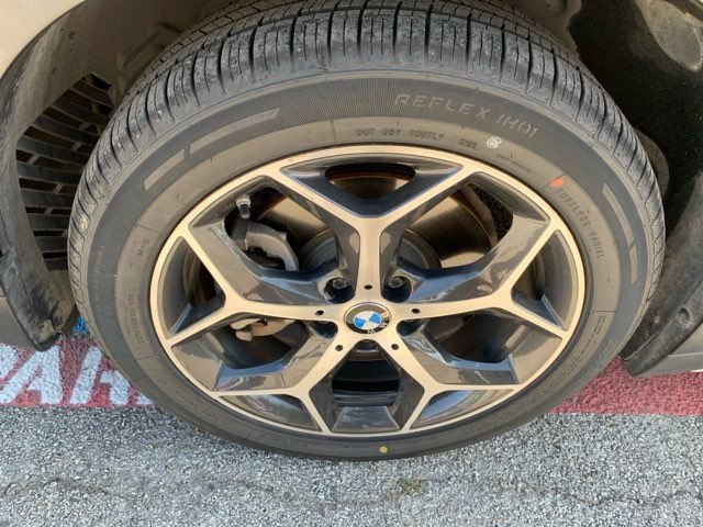 Used 2018 BMW X1 sDrive28i w/ Convenience Package FWD image 9