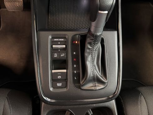Used 2025 Honda CR-V LX image 21