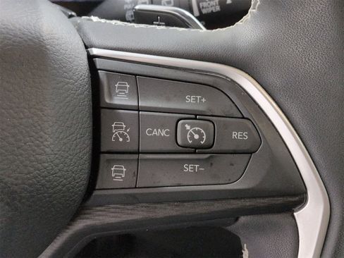 Certified 2024 Jeep Grand Cherokee L Altitude image 27