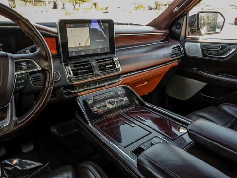 Used 2019 Lincoln Navigator Black Label w/ Cargo Package image 25