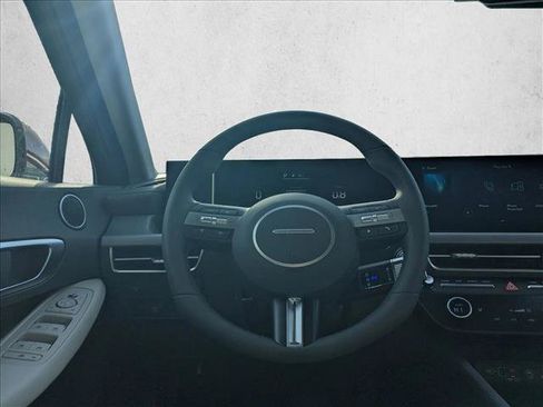 New 2026 Hyundai Sonata SEL image 11
