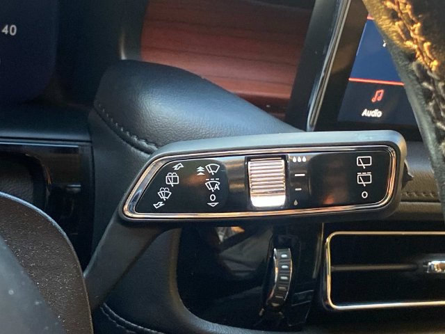 Certified 2023 Lincoln Nautilus Reserve FWD image 23