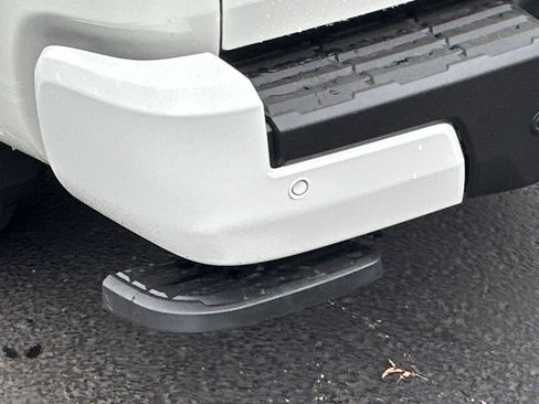 New 2026 Nissan Frontier SV w/ All-Weather Content Package image 15