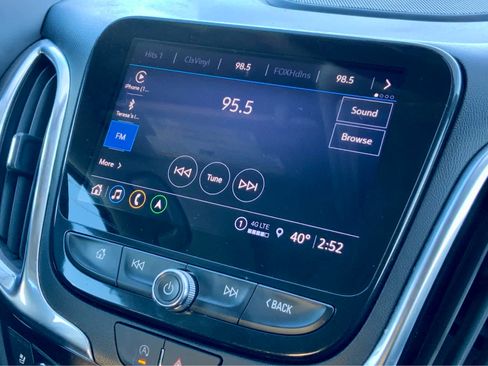 Used 2022 Chevrolet Equinox Premier image 41