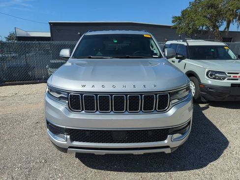 Used 2022 Jeep Wagoneer Series II RWD image 5