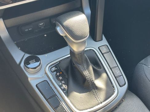 Used 2022 Kia Seltos LX image 43