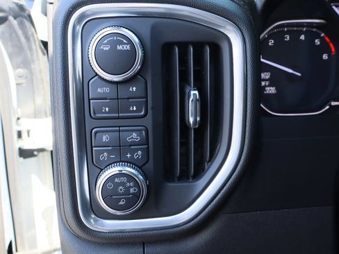 Certified 2021 GMC Sierra 1500 AT4 w/ AT4 Value Package AWD/4WD image 13