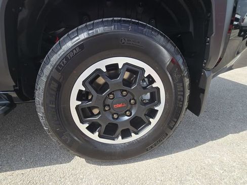 New 2026 Toyota 4Runner TRD Off-Road Premium AWD/4WD image 33