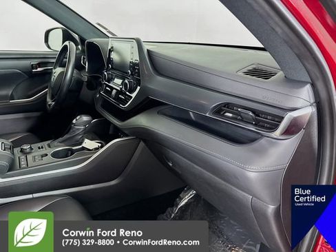 Used 2021 Toyota Highlander XSE image 33