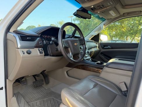 Used 2020 Chevrolet Tahoe LT RWD image 9