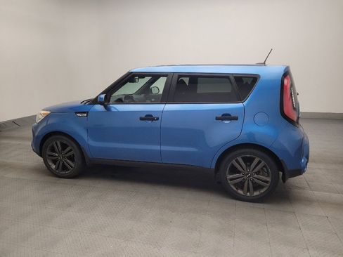 Used 2015 Kia Soul + w/ Audio Package image 3