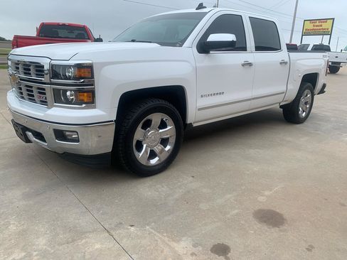 Used 2015 Chevrolet Silverado 1500 LTZ Z71 w/ LTZ Plus Package AWD/4WD image 3