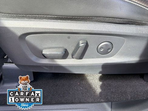 Used 2024 Nissan Pathfinder SL image 19