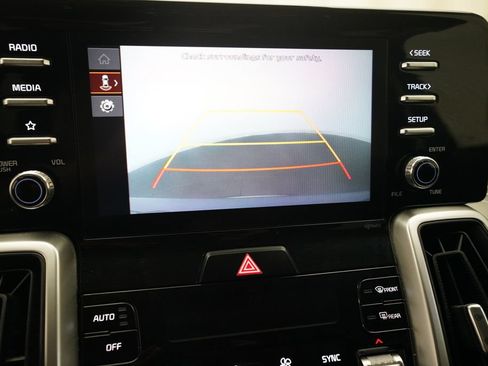 Used 2022 Kia Sorento LX AWD/4WD image 19