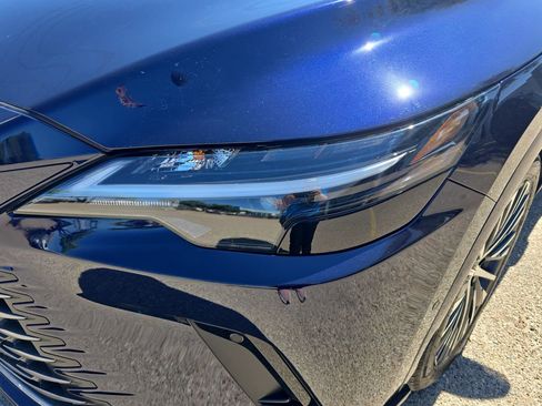 Used 2024 Lexus RX 350 w/ Convenience Package image 29