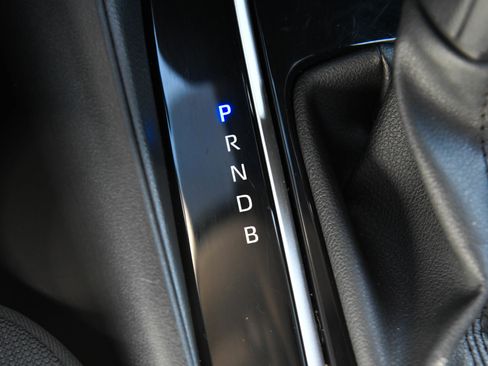 Used 2024 Toyota Corolla LE image 25