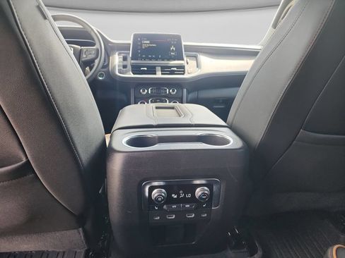Used 2023 GMC Yukon AT4 AWD/4WD image 29