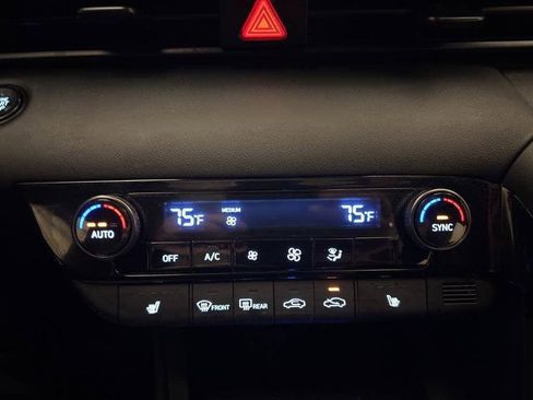 New 2026 Hyundai Elantra Sport FWD image 15
