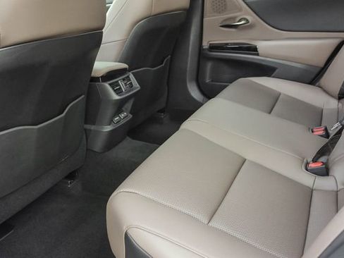 Certified 2025 Lexus ES 350 w/ Premium Package FWD image 20