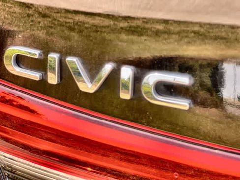 Used 2024 Honda Civic EX image 8