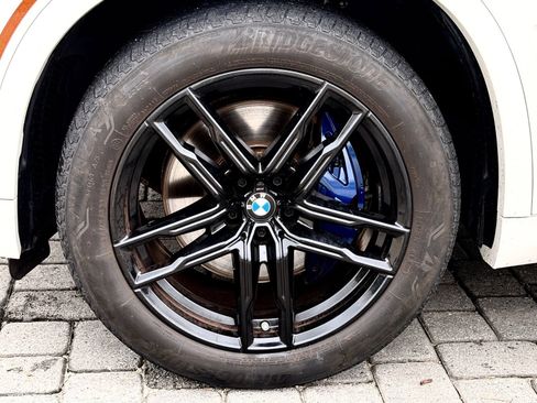 Used 2021 BMW X5 xDrive40i w/ M Sport Package AWD/4WD image 13