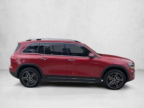 Certified 2026 Mercedes-Benz GLB 250 4MATIC image 4