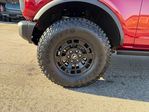 New 2026 Ford Bronco Badlands AWD/4WD image 26