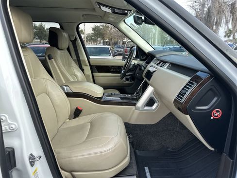 Used 2018 Land Rover Range Rover Long Wheelbase Supercharged image 17