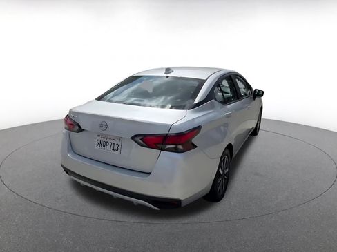 Used 2025 Nissan Versa SV image 14