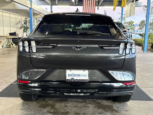Certified 2022 Ford Mustang Mach-E Premium image 11