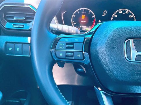 Used 2025 Honda Pilot EX-L image 23