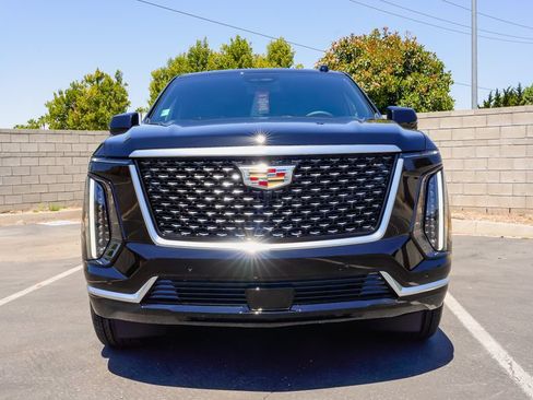 New 2026 Cadillac Escalade 4WD image 4