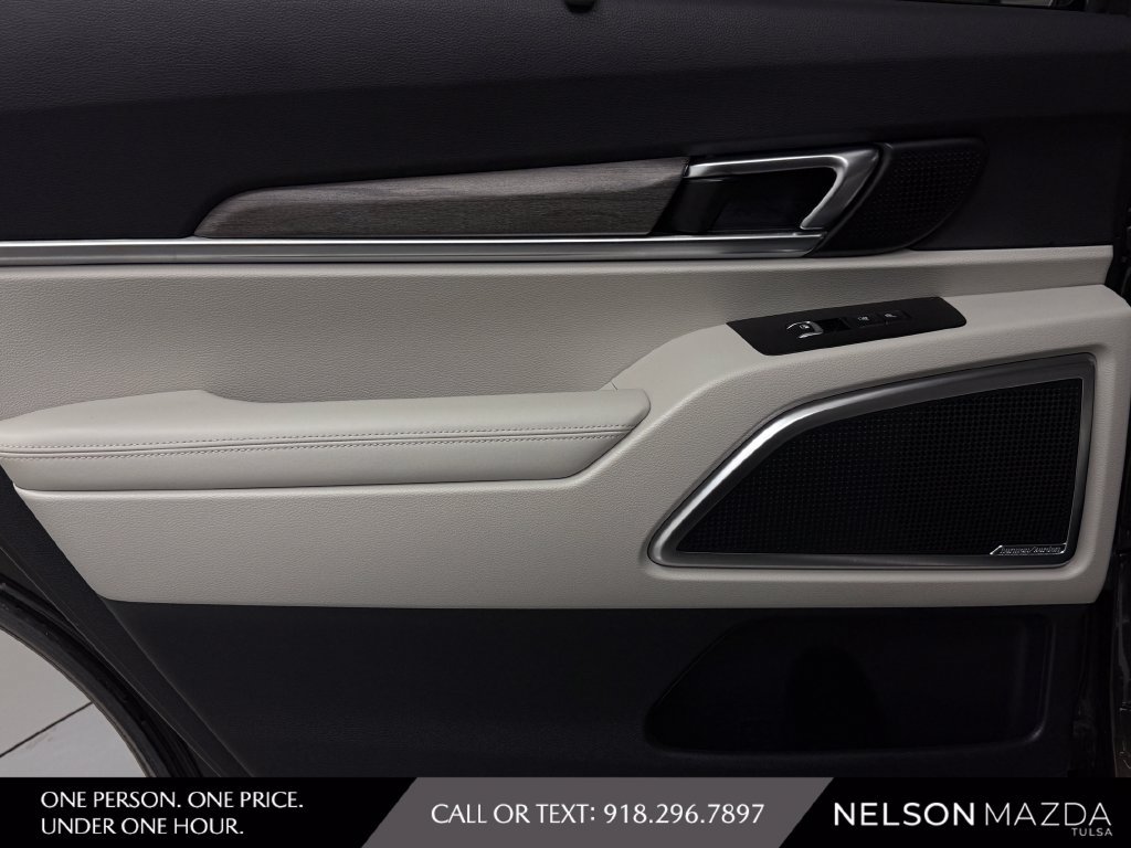 Used 2022 Kia Telluride SX w/ SX Prestige Package AWD/4WD image 34