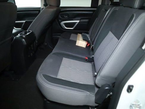 Used 2024 Nissan Titan SV w/ SV Convenience Package image 14