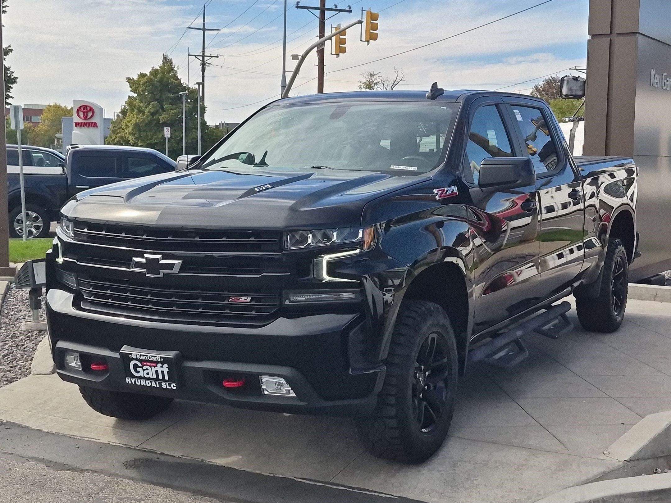Used 2021 Chevrolet Silverado 1500 LT Trail Boss w/ Convenience Package II AWD/4WD image 10