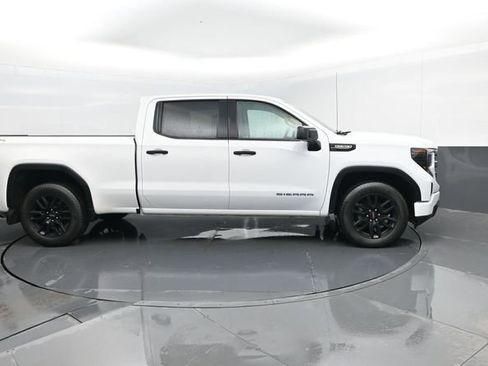 Used 2024 GMC Sierra 1500 Pro w/ Graphite Edition image 4