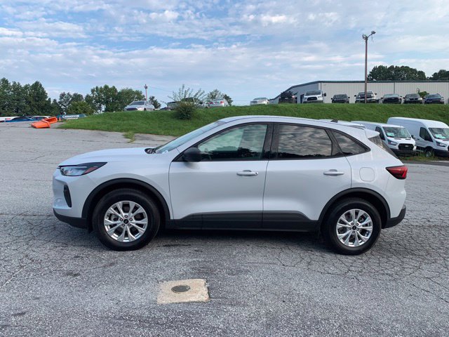 Used 2025 Ford Escape Active AWD/4WD image 5