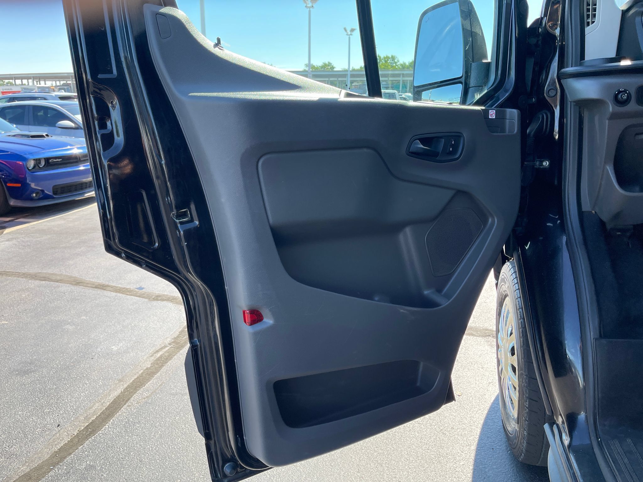 Used 2020 Ford Transit 350 XLT RWD image 12